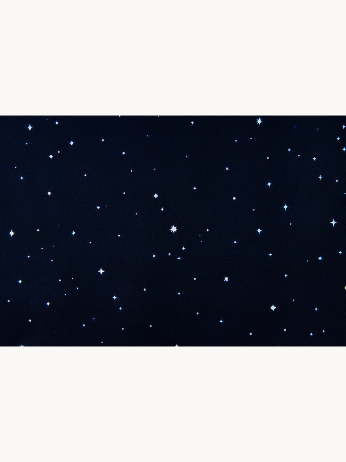 CHAPTER I - LES ÉTOILES