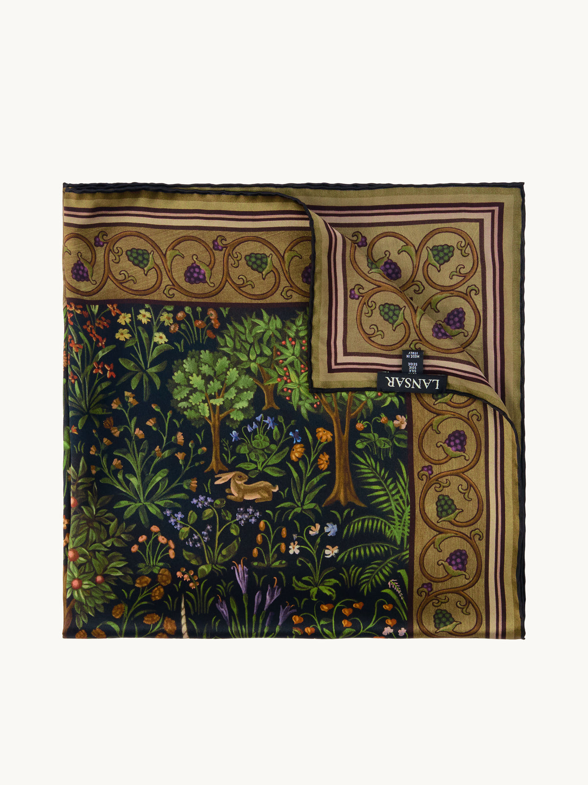 CHAPTER II - LA TAPISSERIE
